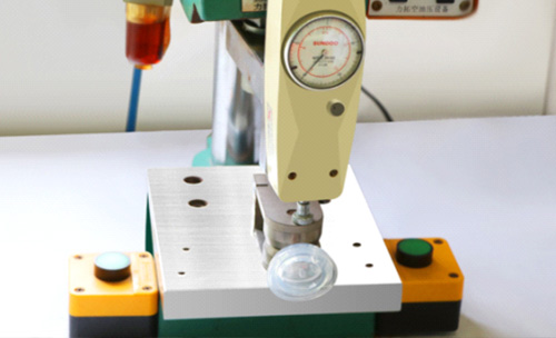 Mold silicone maintenance method